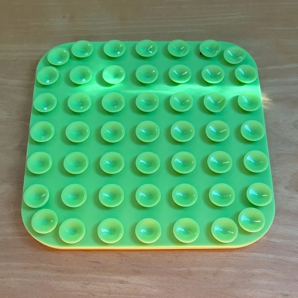 Green Pet Licking Mat for Dogs